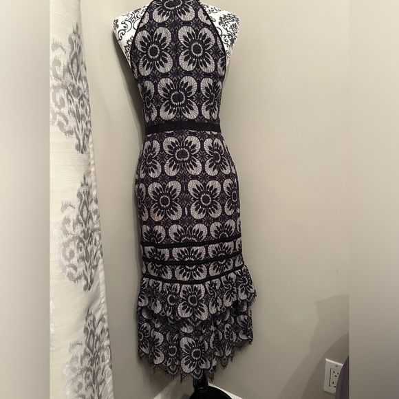 Dress by Banana Republic - Picture 2 of 6